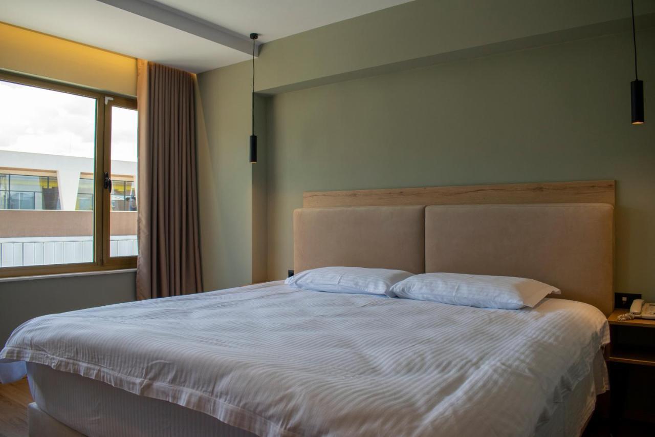 Bocca Hotel Korça Exteriör bild