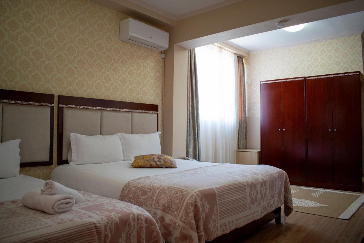 Bocca Hotel Korça Exteriör bild