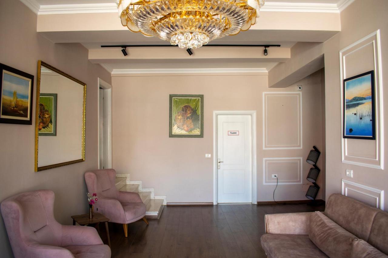 Bocca Hotel Korça Exteriör bild