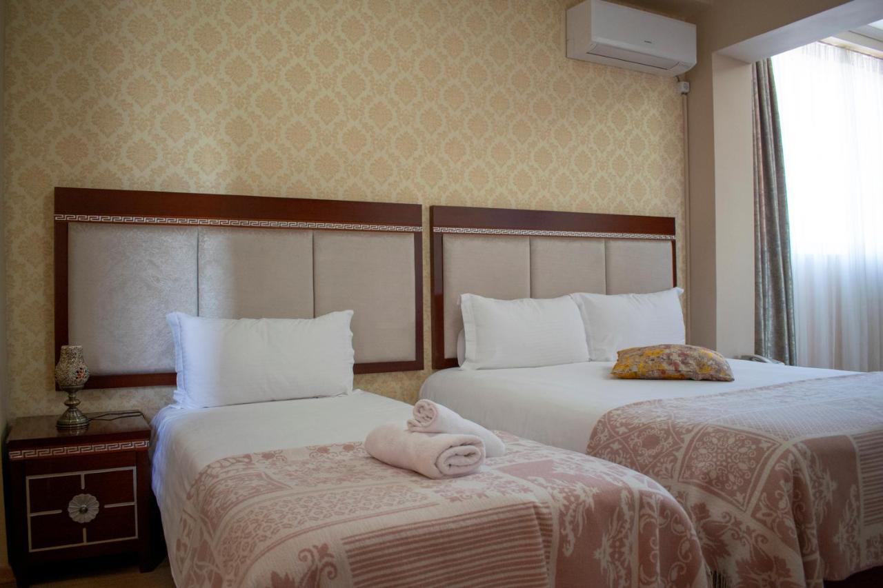 Bocca Hotel Korça Exteriör bild