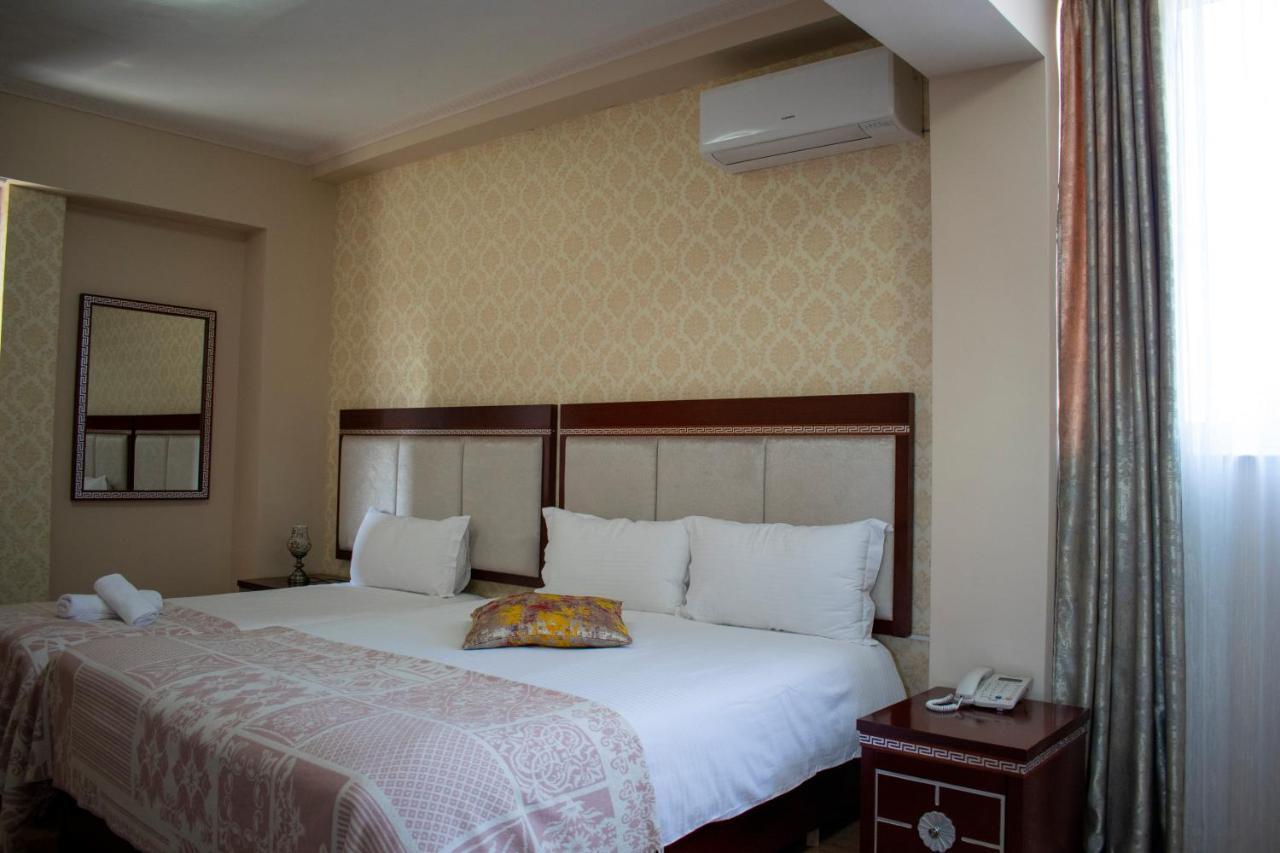 Bocca Hotel Korça Exteriör bild